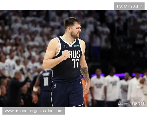 原创NBA最新周最佳公开，东契奇布伦森双获殊荣，名记笑谈独行侠粉丝撑不住